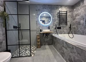 Photo 18- click for photo gallery